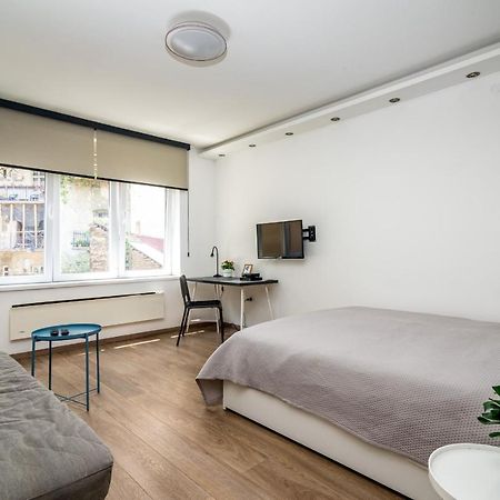 Apartment Enigma Belgrad Exteriör bild