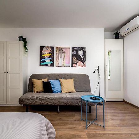 Apartment Enigma Belgrad Exteriör bild