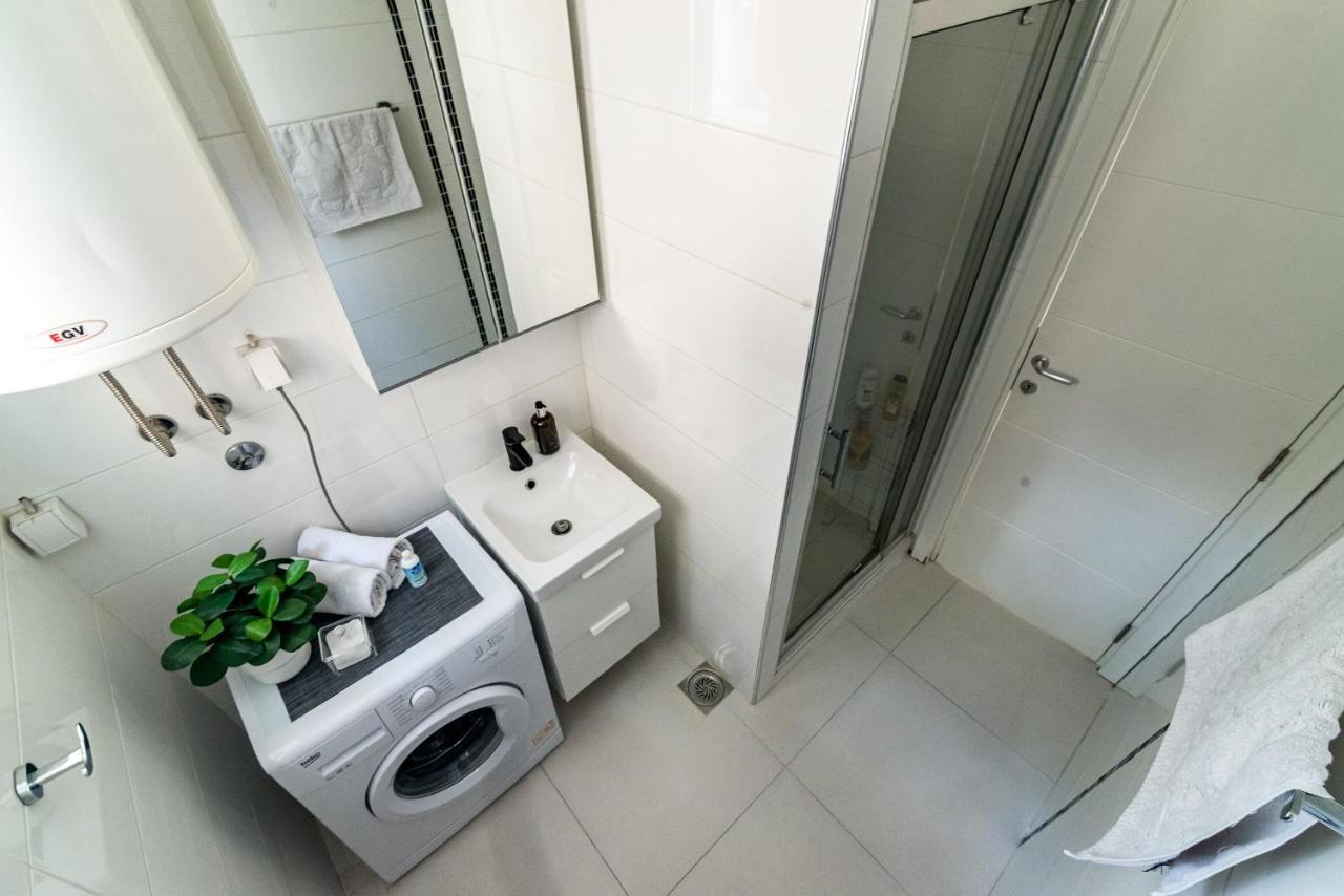 Apartment Enigma Belgrad Exteriör bild